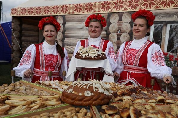 Дегустация хлеба и живая музыка. На 